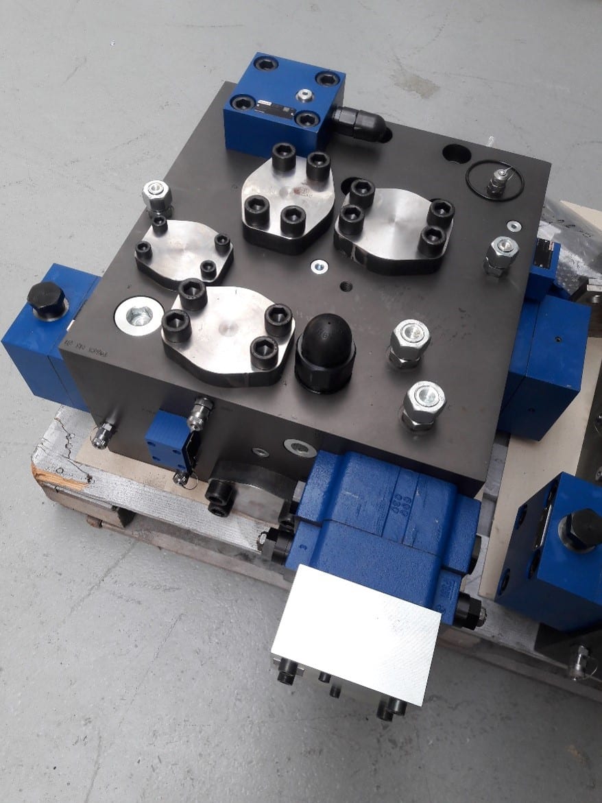 Demir Çelik Sektörü Silindir Üstü Kontrol Bloğu