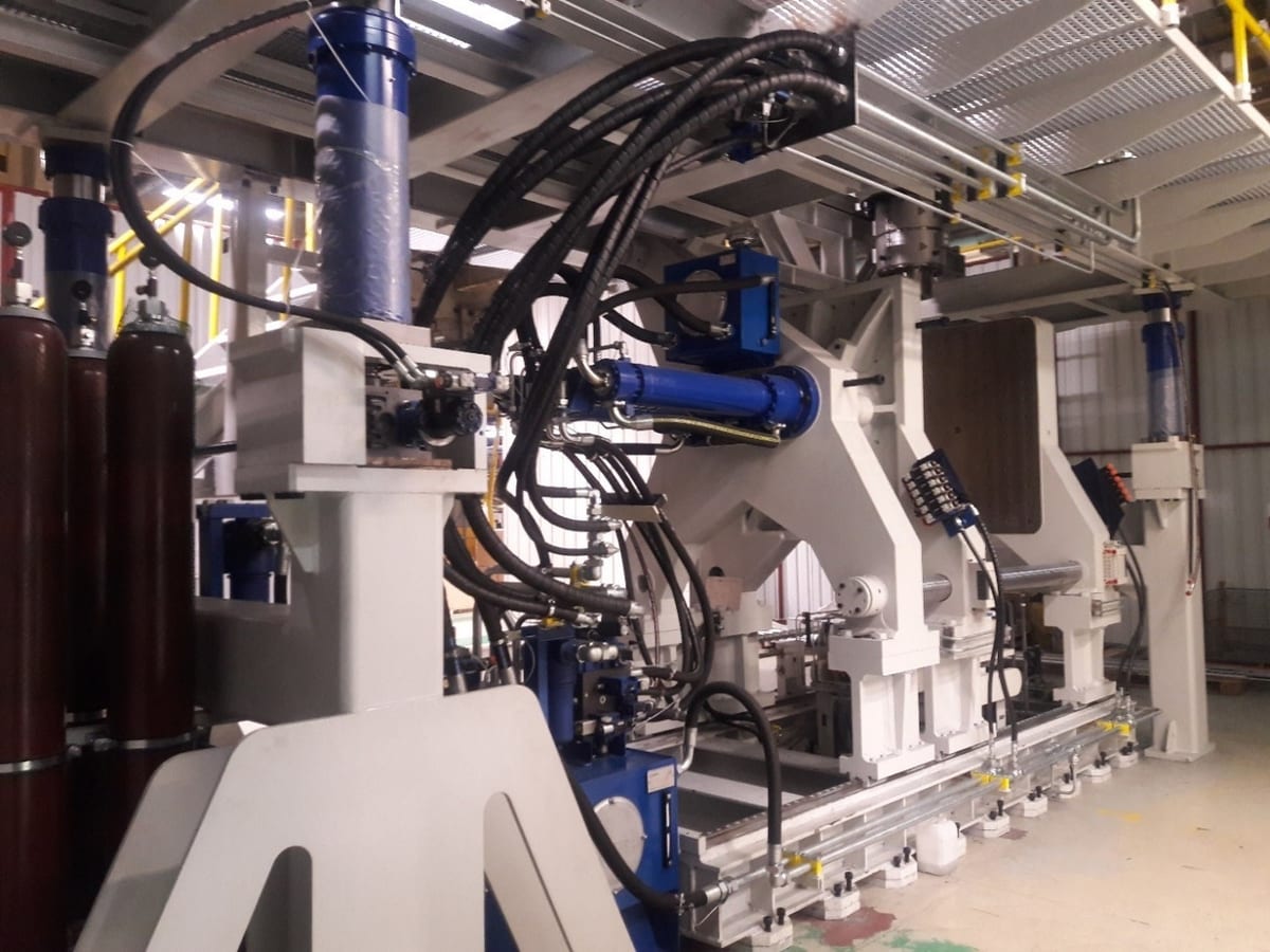 Şişirme Ünitesi 8 kg Kapasiteli Dik ve Yatay Parizyon Kontrollü Hidrolik Pnömatik Sistem Tasarımı