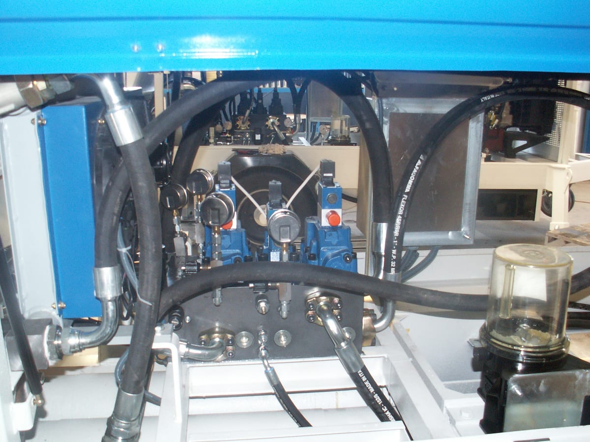 45 m3h Kapasiteli Çekilebir Tip Beton Pompası Hidrolik Bloğu