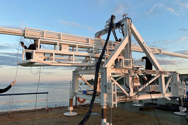 6 Eksenli Mobil Sualtı Delgi ve Araştırma Makinesi Hidrolik ve Otomasyon Sistem Tasarımı